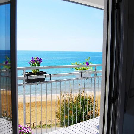 B&B Capo Rizzuto Fronte Mare 외부 사진