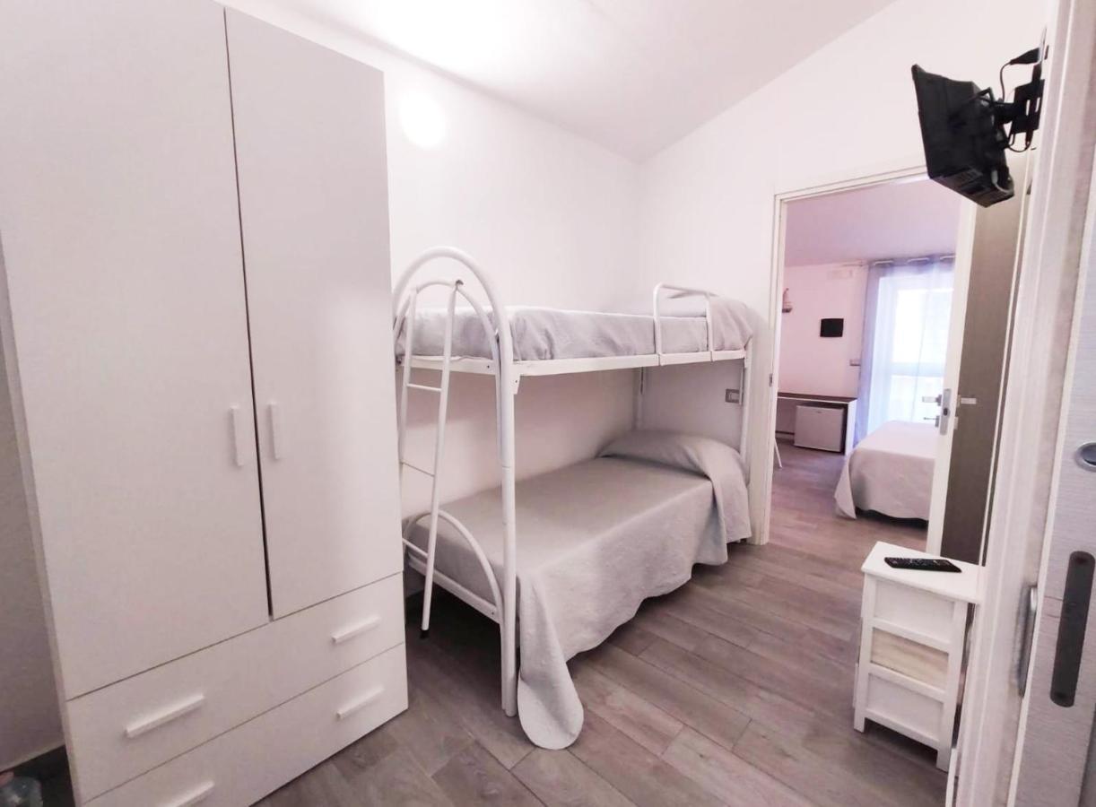 B&B Capo Rizzuto Fronte Mare 외부 사진