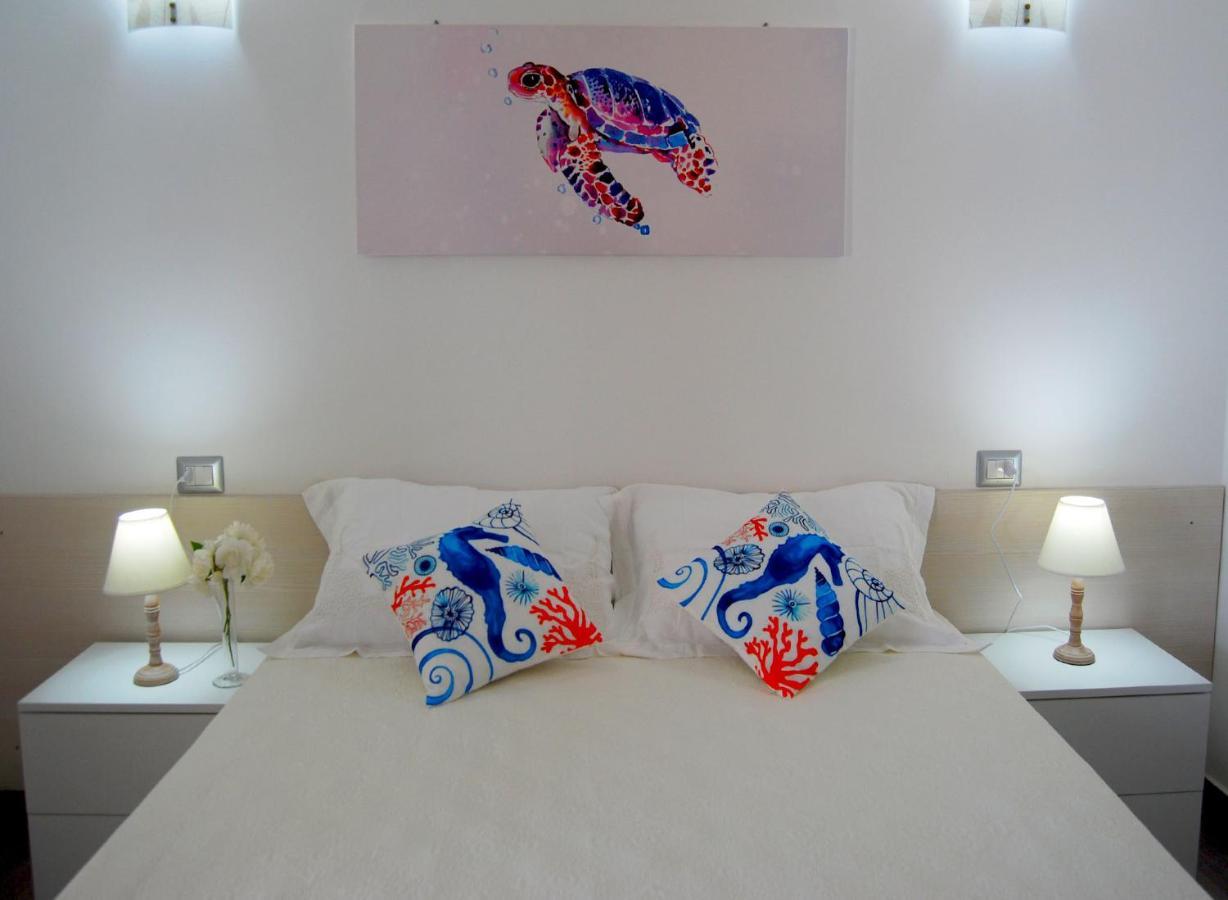 B&B Capo Rizzuto Fronte Mare 외부 사진
