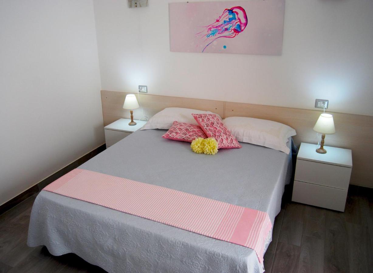 B&B Capo Rizzuto Fronte Mare 외부 사진