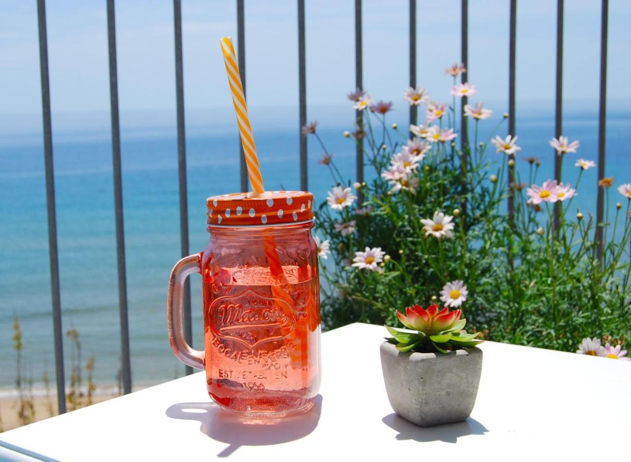 B&B Capo Rizzuto Fronte Mare 외부 사진