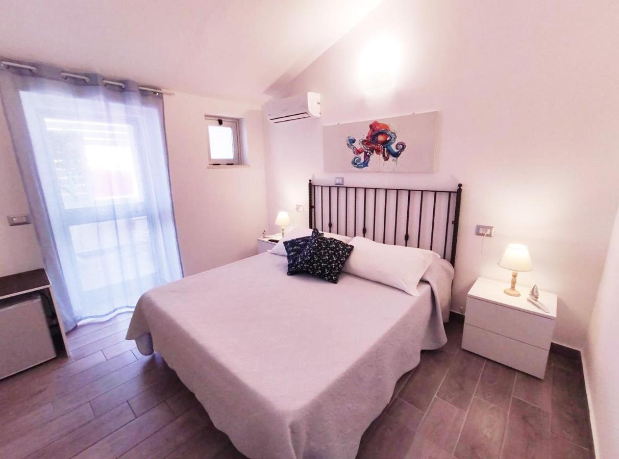 B&B Capo Rizzuto Fronte Mare 외부 사진